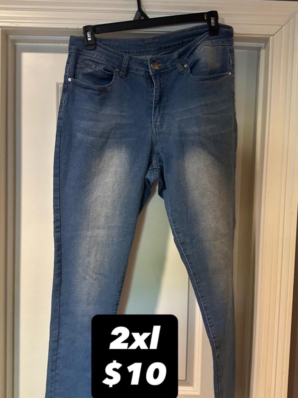 Women’s Blue Washed Stretch Jeans